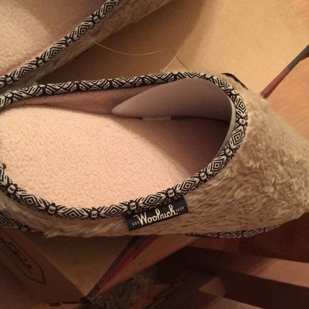 Slippers - Picture 4 of 5